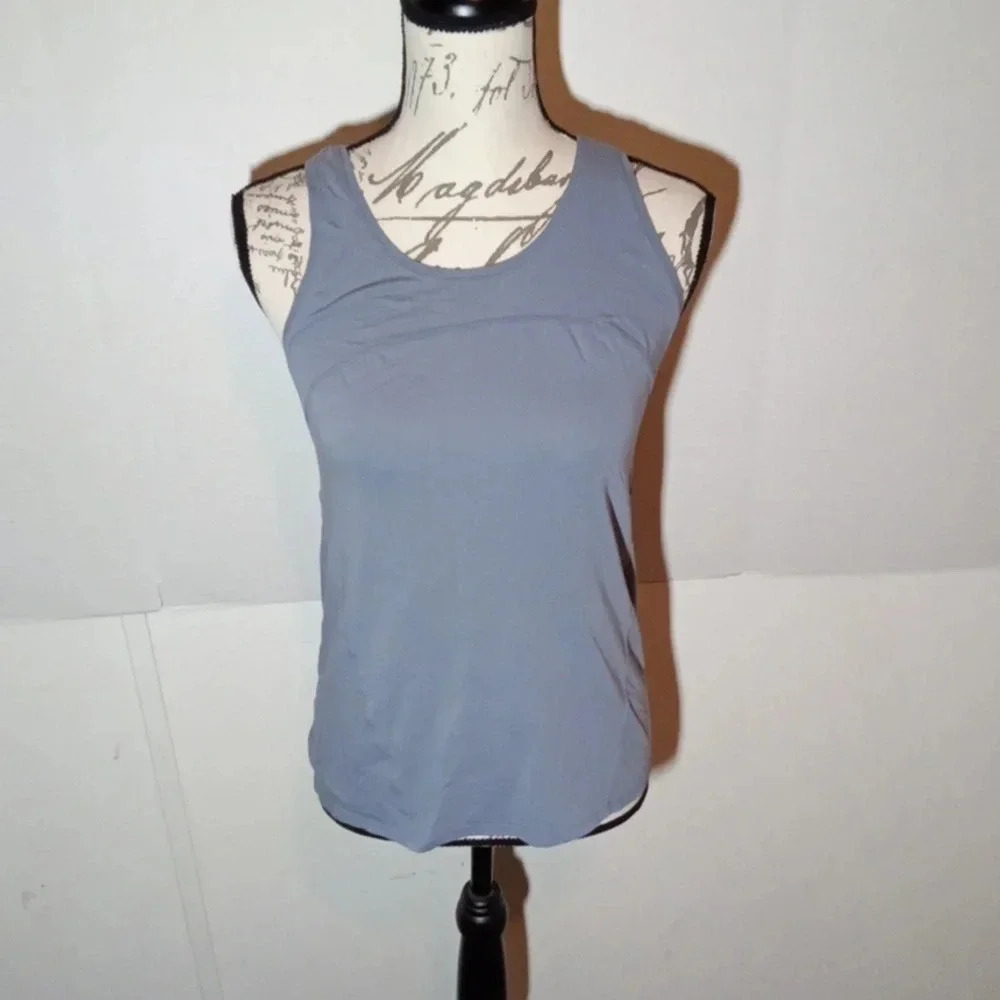 Lululemon razer back running shirt size 6 women